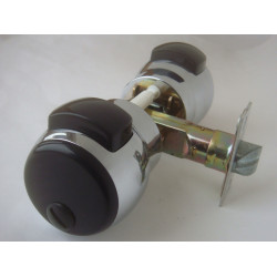 Ручка дверная "Мерони" ( Италия) .Любые  Открывается нажатием на кнопку.Рукоятки не поворачиваются